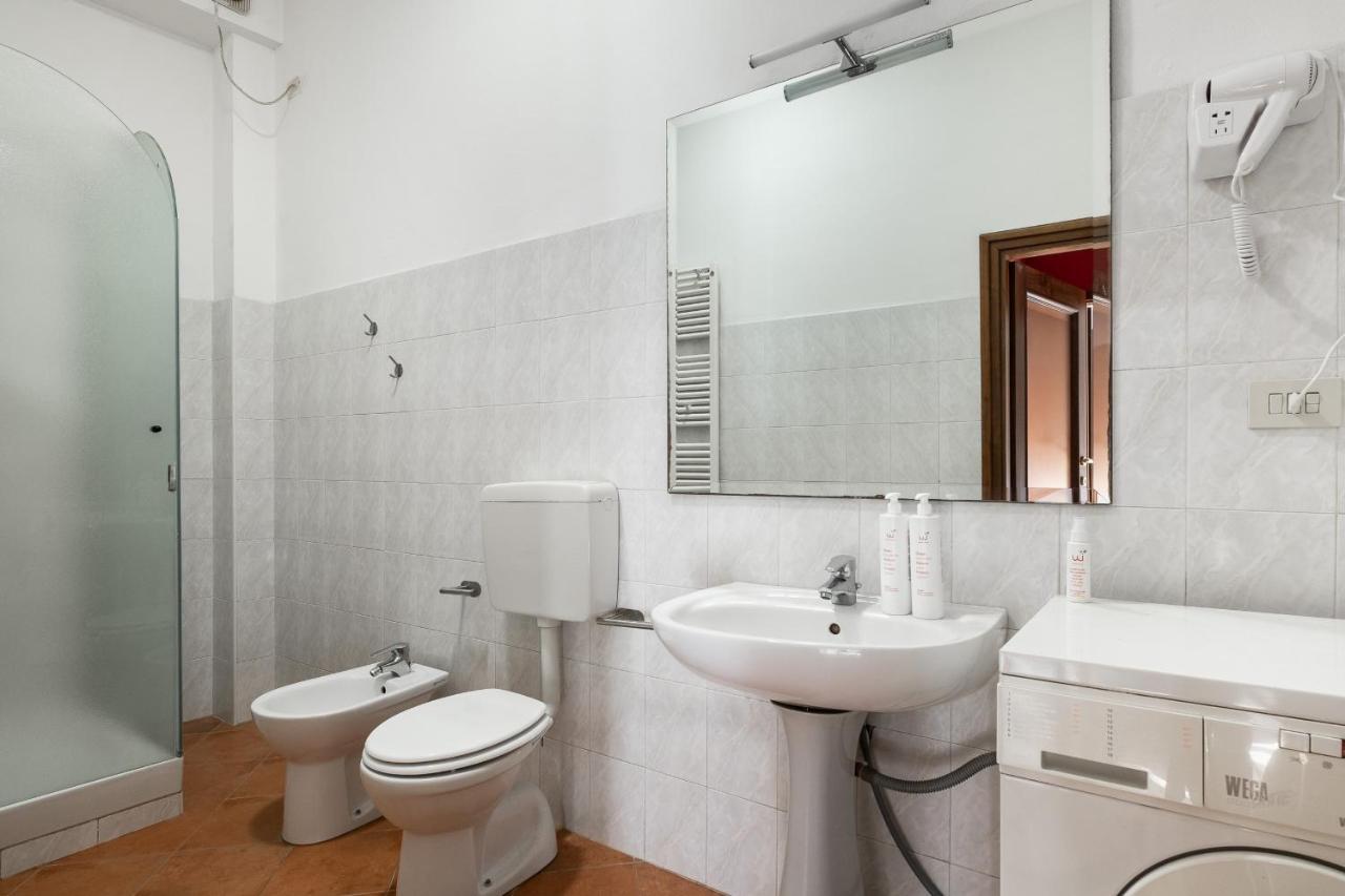 Giorgi Homes - Easy Apartment By Wonderful Italy Bologne Extérieur photo